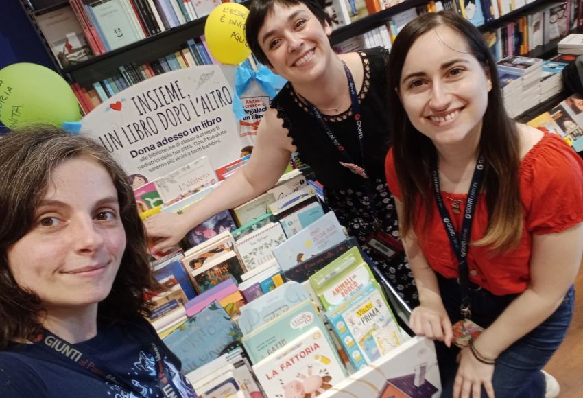 Aiutaci a crescere, Regalaci un libro!